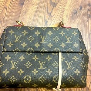 Louis Vuitton Cluny purse